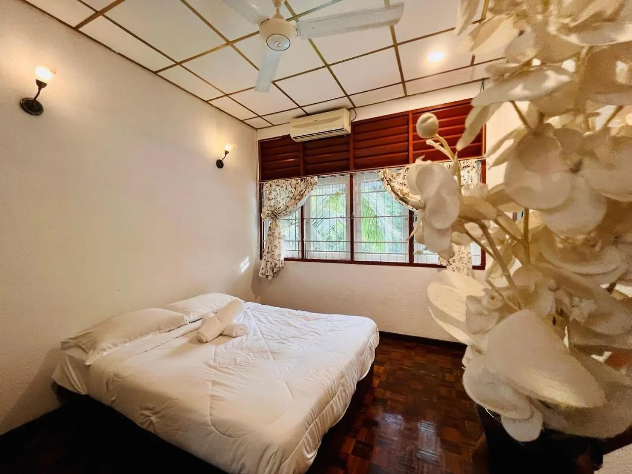 Vila Botanical Retro-Cottage By Stayco - Riverview Pool , Bbq , Ps4 George Town Malajsie