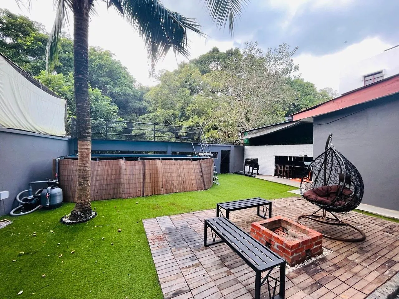 Botanical Retro-Cottage By Stayco - Riverview Pool , Bbq , Ps4 George Town 0*,  Malajsie